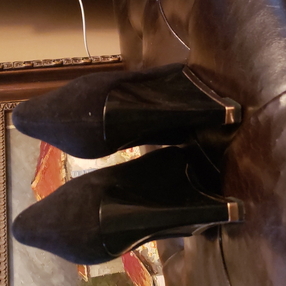 Heels - Picture 4 of 8